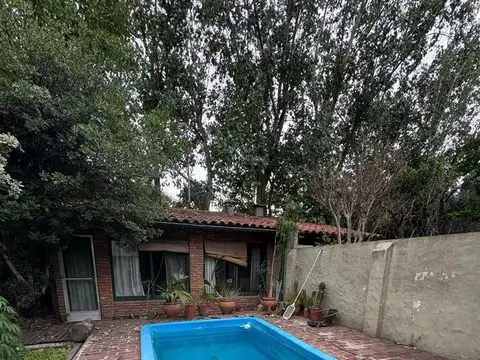 Casa 6 ambientes con 3 baños