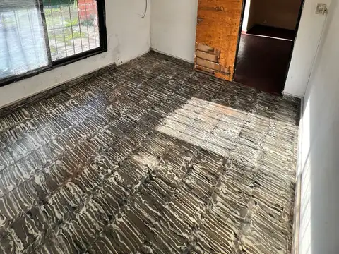 VENTA LOTE CON CASA A REFACCIONAR EN EL TALAR