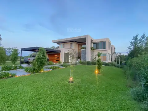 Casa  en Venta en Bella Vista, San Miguel, G.B.A. Zona Norte