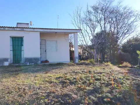 VENTA 2 CASAS 2 DORMITORIOS 2 BAÑOS SALSIPUEDES 