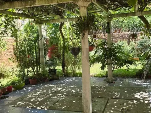 Casa en Venta en Quilmes, USD 200.000