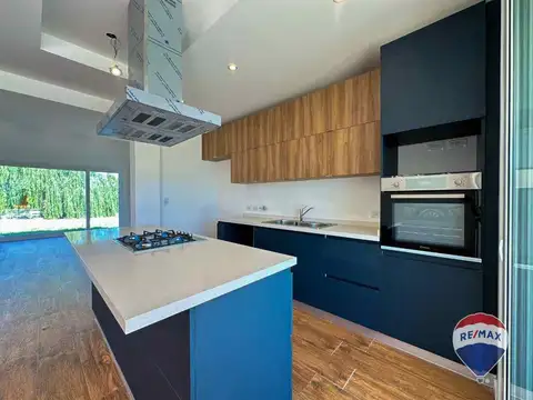 CASA 4 AMBIENTES EN VENTA BARRIO LOS TALAS