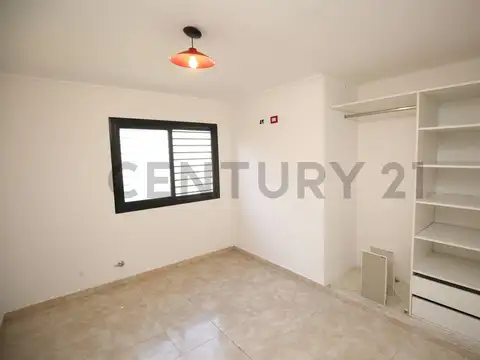 Calle 442 entre 135 y 136 , Piso 0