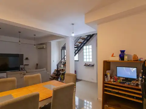 Depto Tipo Casa en Venta de 2 dormitorios
