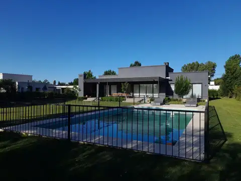 Alquiler temporario quinta  en Areco !