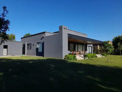Alquiler temporario quinta  en Areco !
