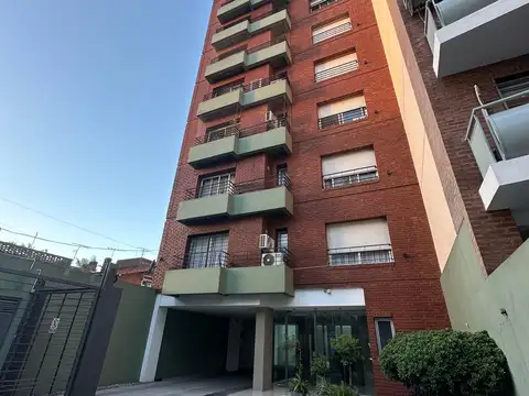 Departamento 2 ambientes en venta en Castelar Sur
