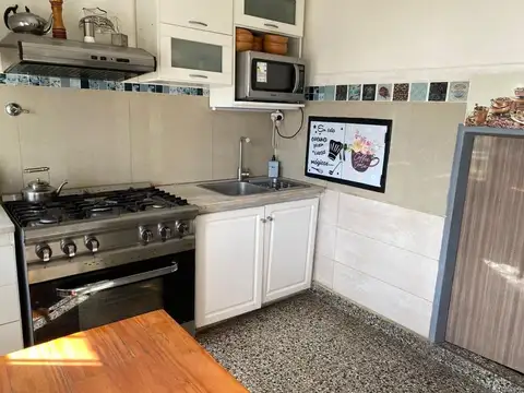 Depto Tipo Casa en Venta 60 años