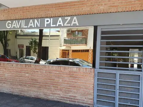 Gavilan 800 , Piso 9