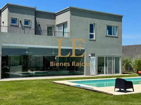 Casa en Venta de 5 dormitorios