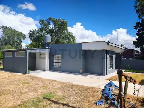Casa 5 ambientes con 1 baño