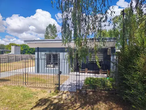 Casa en venta en La Plata Etcheverry