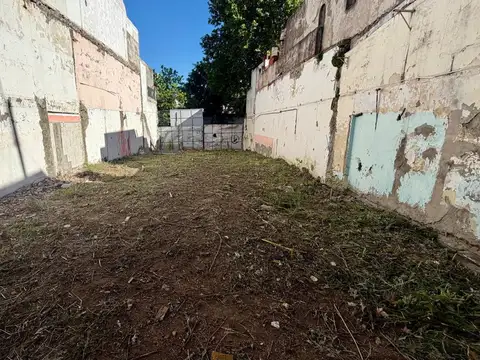 Terreno en Venta 22  mts Fondo