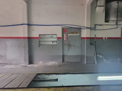 Venta Galpón 133M² Múltiples Usos Barrio Los Andes