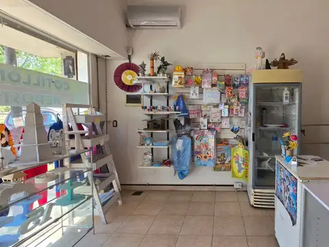 Local en Venta en Manuel B Gonnet, USD 45.000