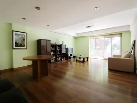 Venta - 4 Ambientes c/ balcón - Luminoso - Belgrano