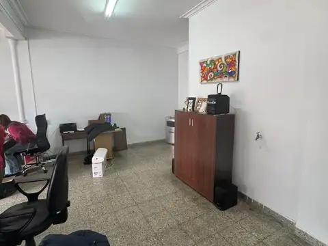 Primero de mayo  al 2100