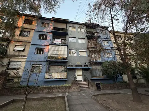 Alquilo en Ciudad Jardin Departamento de 2 Ambientes en 2do Piso F: 4342