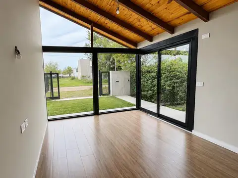 Casa en Venta en Funes, USD 180.000
