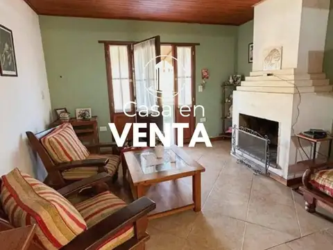 VENDO. Casa en calle Vuelta de Obligado. Concordia, ER.