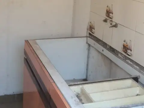 CASA O LOTE SOBRE AVENIDA ZONA 149 Y 66 10 X 30