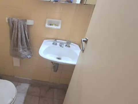 Departamento 4 ambientes con 3 baños