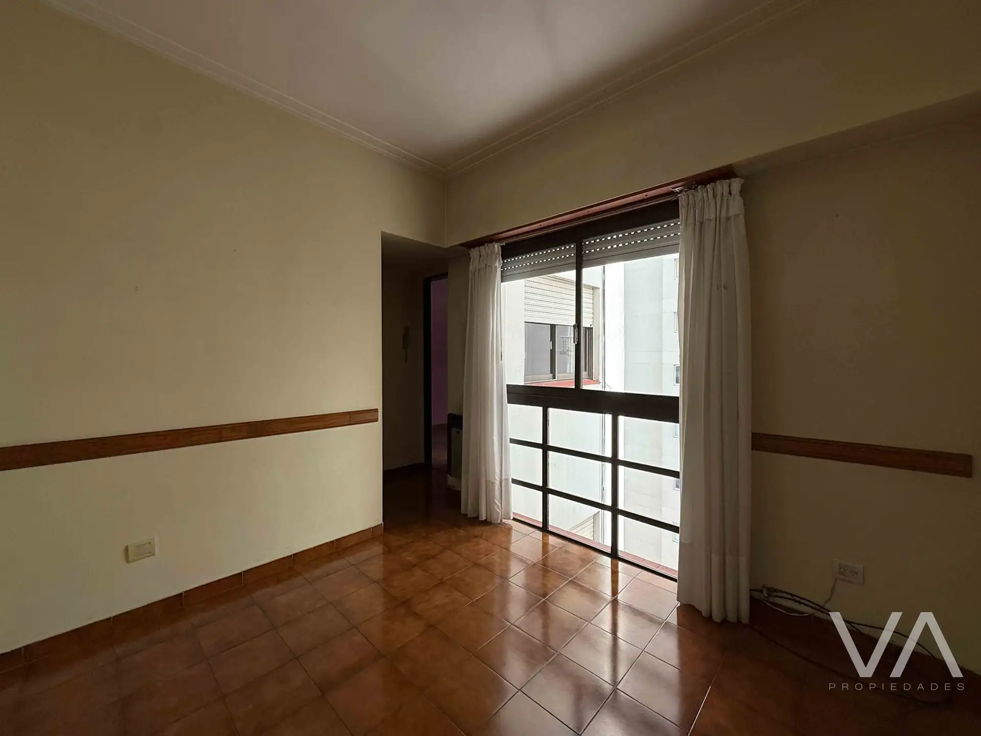 Departamento de 2 ambientes. Centro.