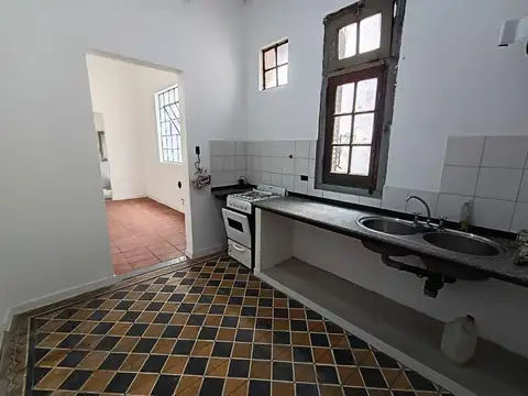 Depto Tipo Casa en Alquiler en Parque Avellaneda, $ 1.300.000