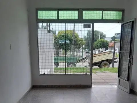 Local en Alquiler en Santo Tome, $ 350.000
