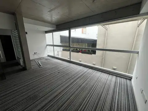 Oficina 2 ambientes con 2 baños