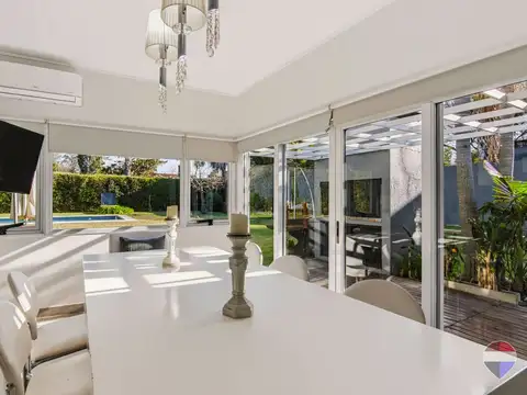 CASA EN VENTA GONNET