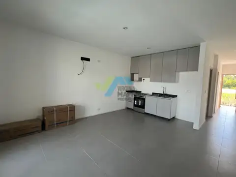 Departamento en Alquiler en La Lonja, USD 550