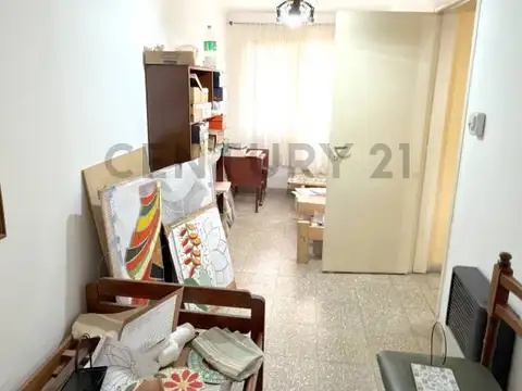 Casa de 3 dormitorios con Departamento a Terminar - Oportunidad de inversión y vivienda