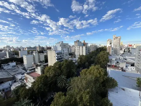 Departamento 6 ambientes con 2 baños