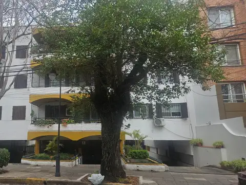 Venta Cochera fija en Edificio San Isidro centro