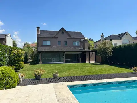 Casa venta San Isidro Labrador Villanueva