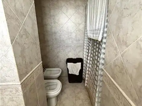 Departamento 4 ambientes con 4 baños