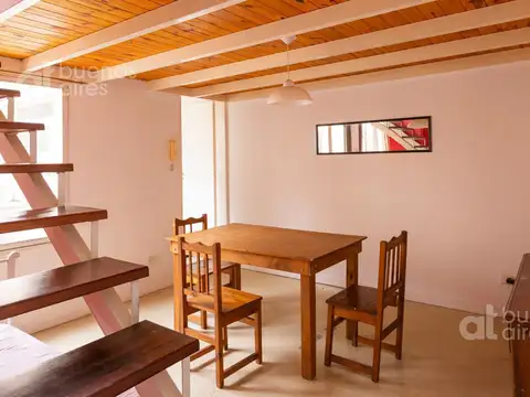 Depto Tipo Casa 2 ambientes con 1 baño