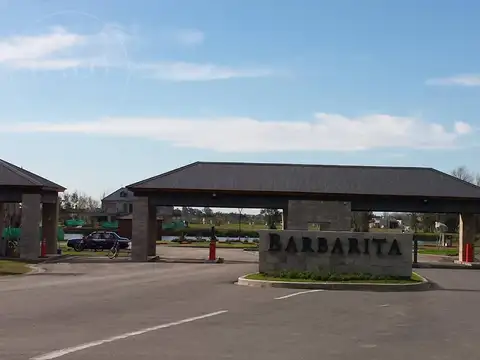 Terreno de 850m2 a la laguna en venta en Barbarita