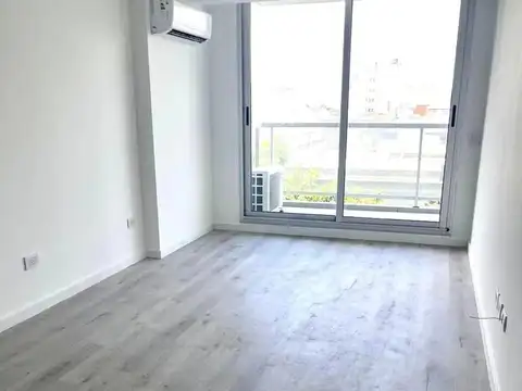 Avenida Directorio 2100 , Piso 5