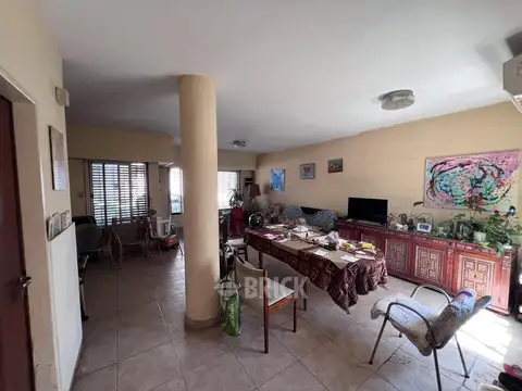 CASA C/GALPON EN LOTE DE 8.66X31.75 MTS EN AVALOS AL 100 - TODO TERRAZA ESPECT PATIO GRAN LIVING