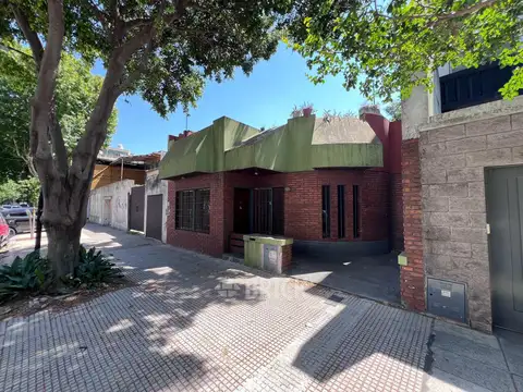 CASA C/GALPON EN LOTE DE 8.66X31.75 MTS EN AVALOS AL 100 - TODO TZA ESPECT PATIO GRAN LIVING
