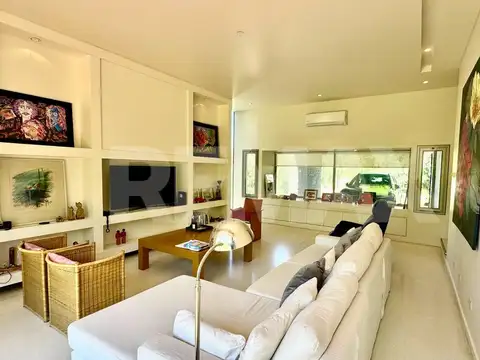 Casa en Alquiler al Este