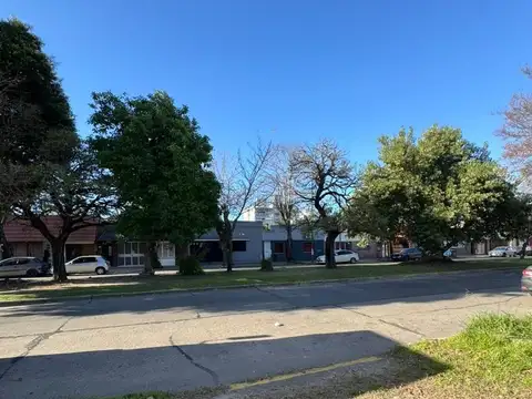 Terreno en Venta 25  mts Fondo