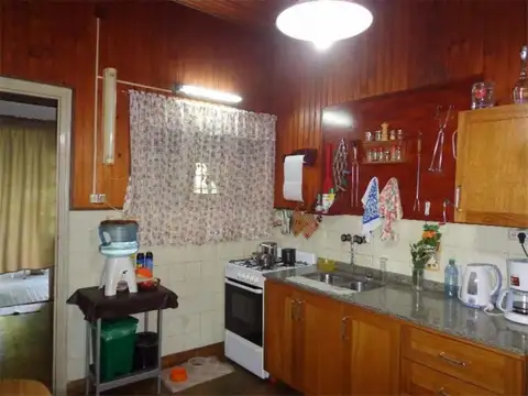 Casa 3 ambientes con 2 baños