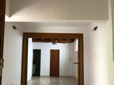 Depto Tipo Casa en Venta 35 años