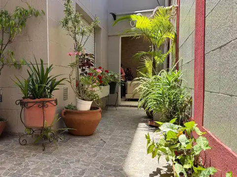 Ventura Bosch 6300, Piso PB