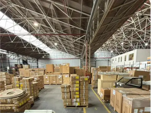 Alquiler Galpón Depósito Nave de 2.637 m2 en Villa Martelli Vicente Lopez Zona Norte