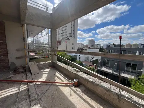 VENTA DEPTO  COLEGIALES BALCON PARRILLA COCHERA