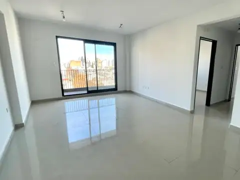 Av. Independencia 3300, Piso 8